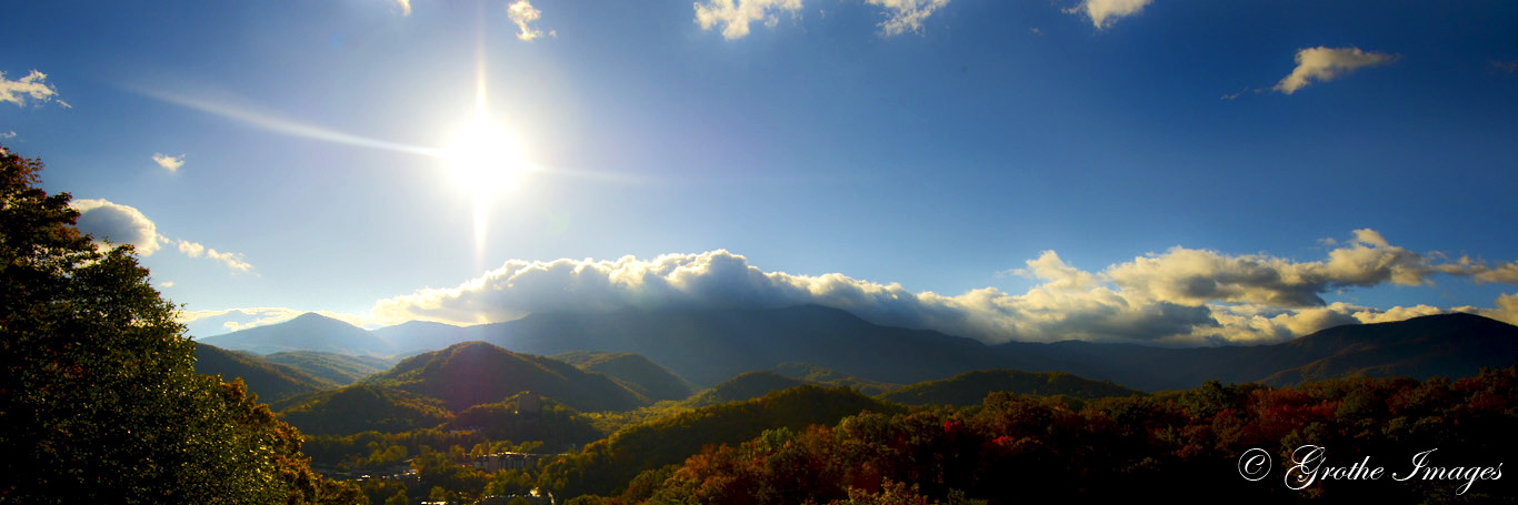 Sunrise in the Smoky Mountains near Gatlinburg, Tennessee