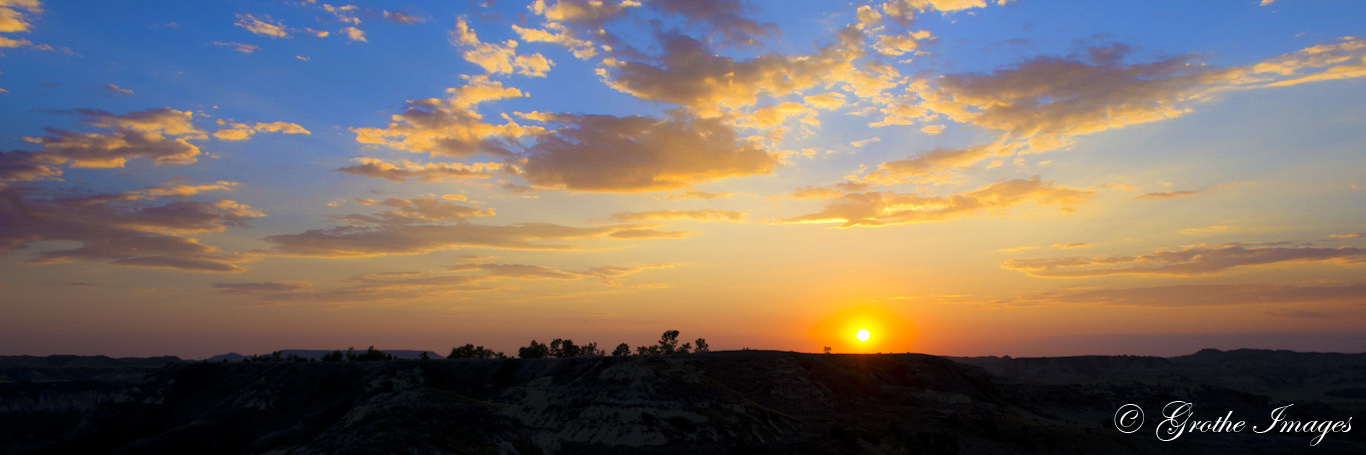 Sunset in the Badlands, Theodore Roosevelt National Park, North Dakota